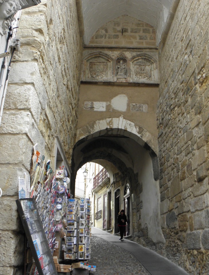 Coimbra- Arco de Almedina to Old Section