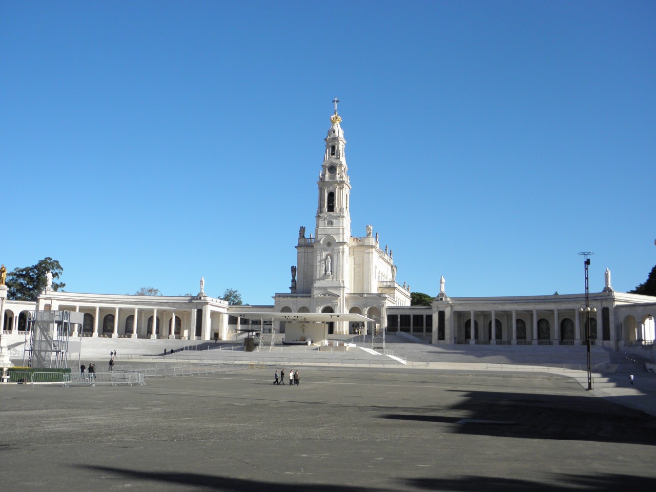 Fatima- Basilica of Our Lady
