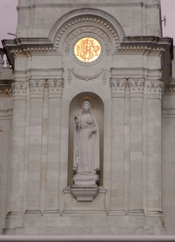 Fatima- Basilica of Our Lady2