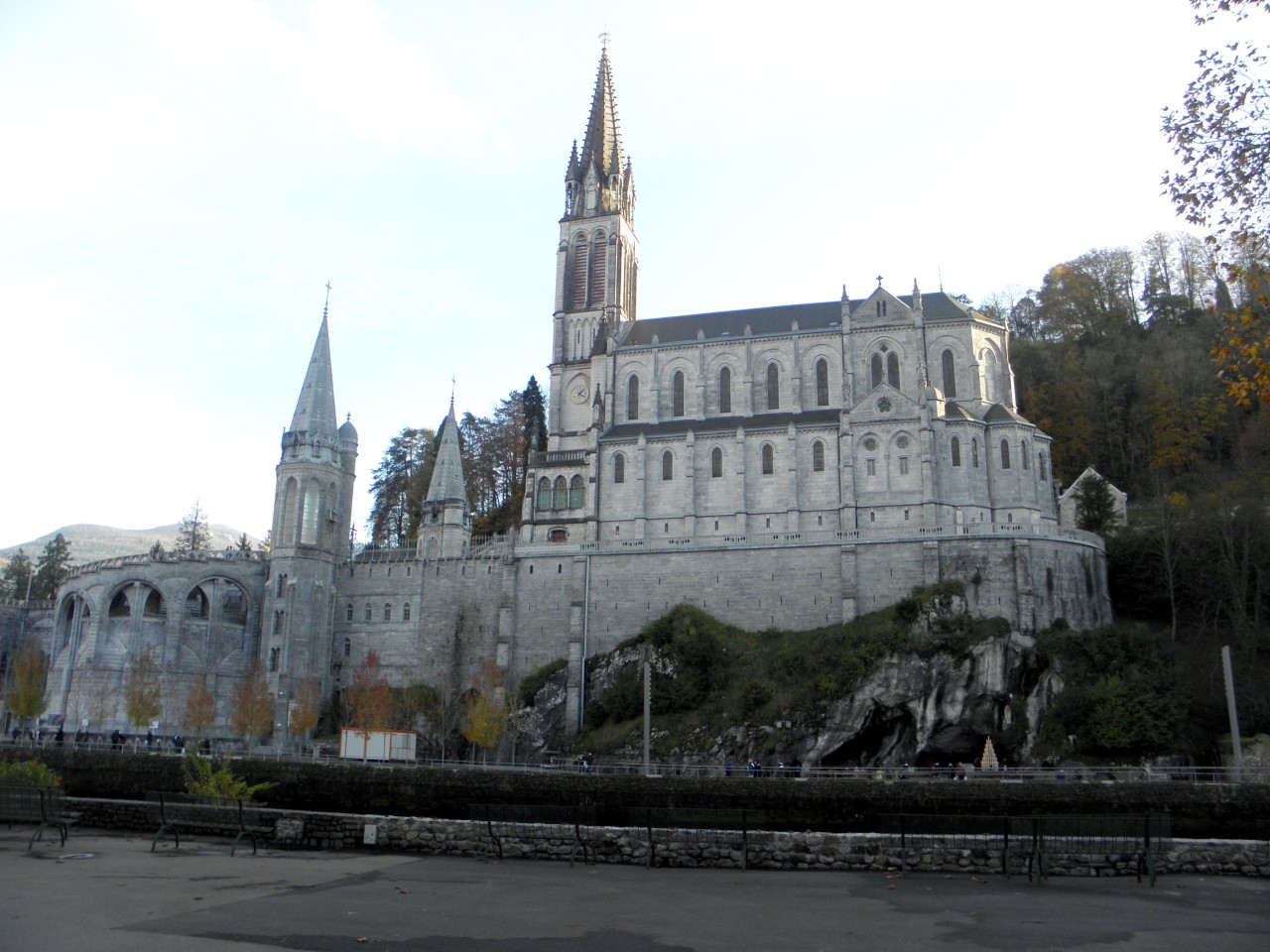Lourdes- Upper & Lower Basilica over Grotte